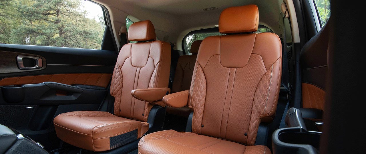 Available Captain's Chairs | DiFeo Kia in Lakewood NJ