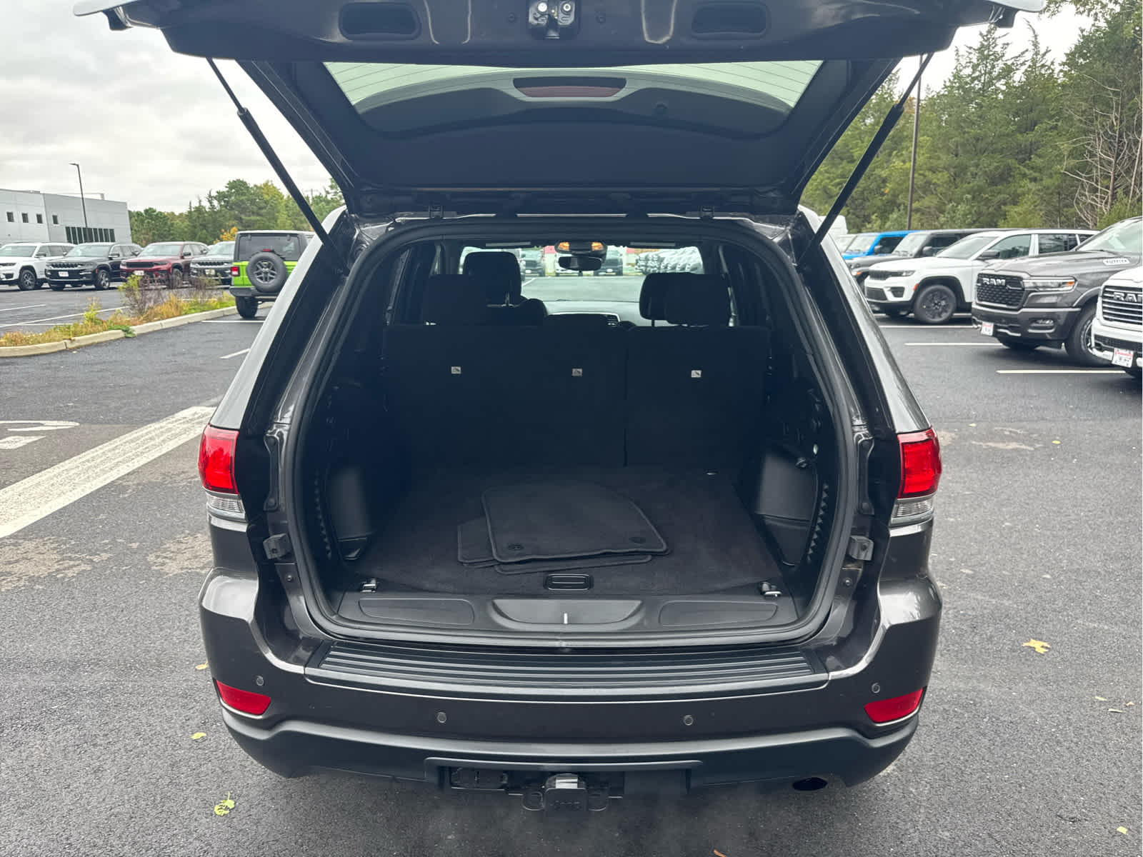 2021 Jeep Grand Cherokee Laredo E