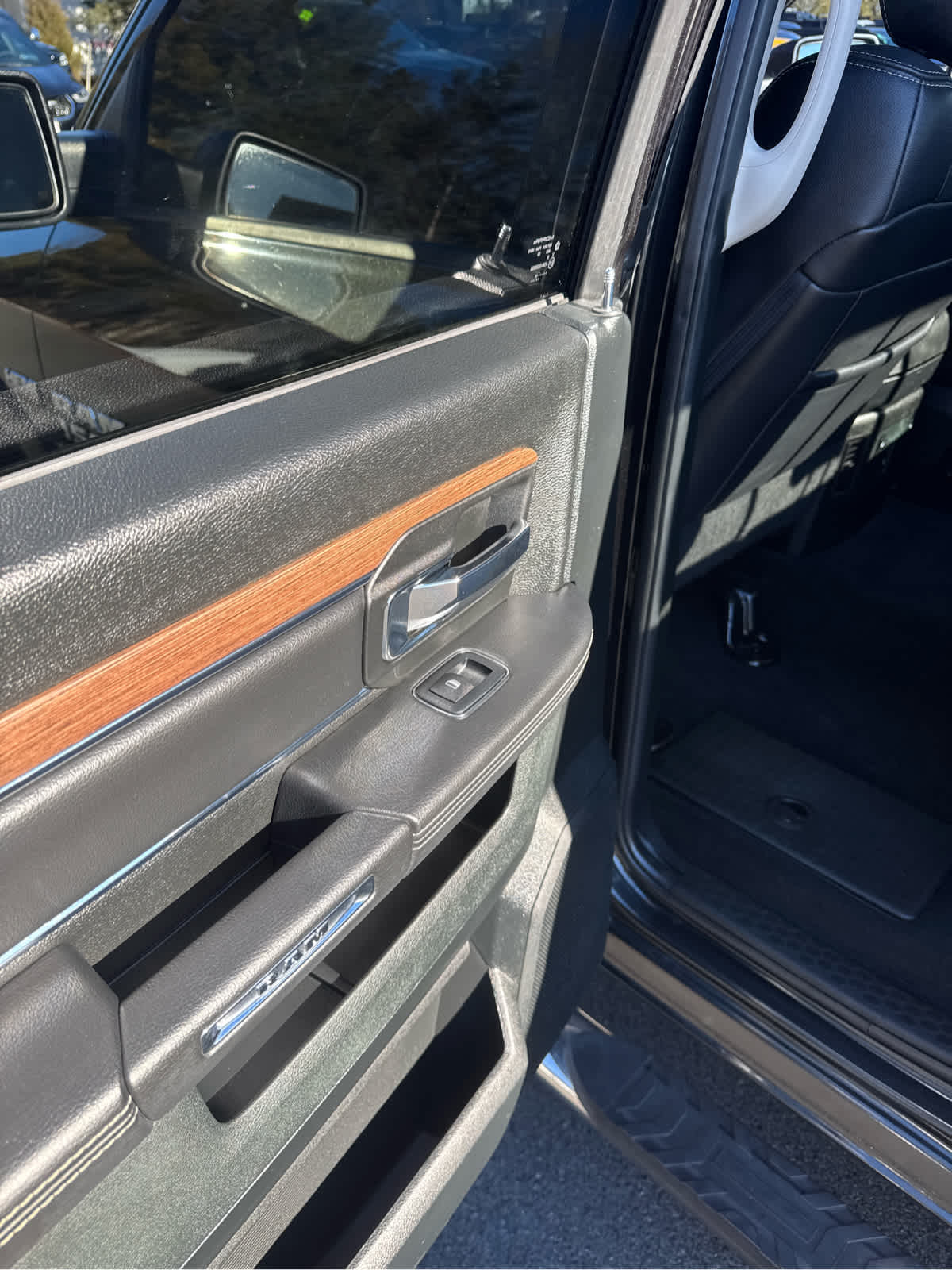 2017 RAM 1500 Laramie