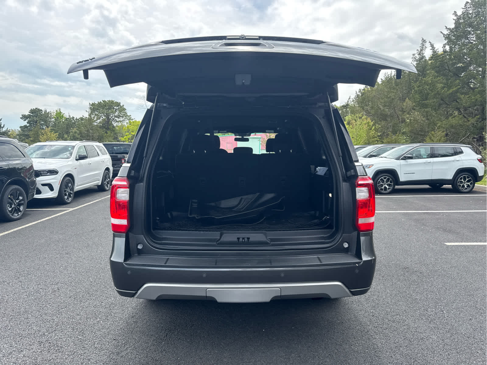 2021 Ford Expedition Max XLT
