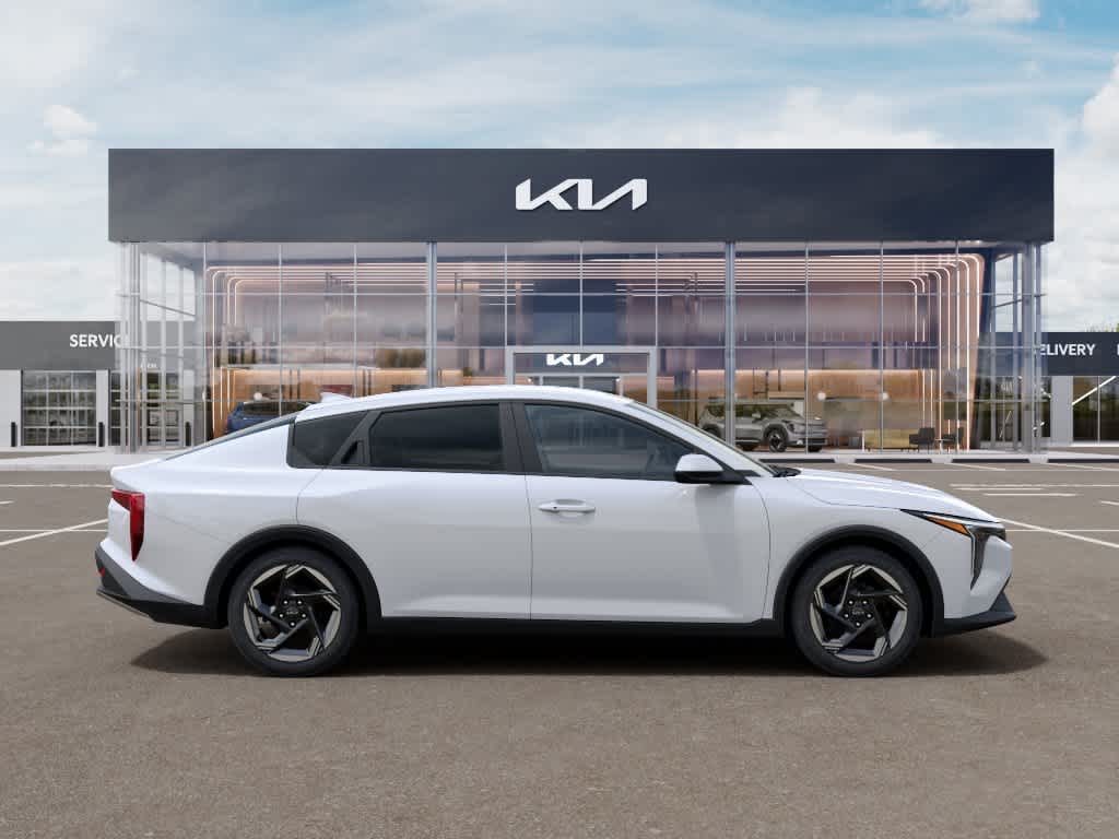 2026 Kia K4 EX