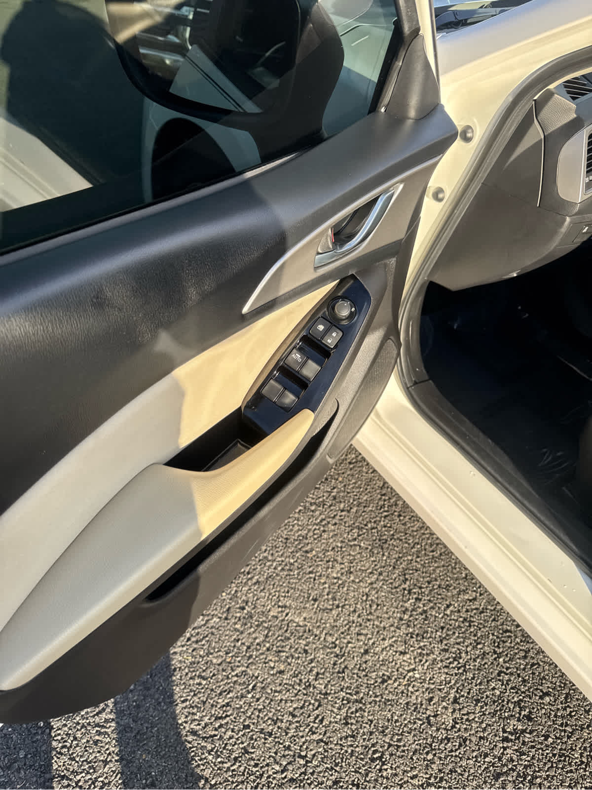 2018 Mazda Mazda3 5-Door Sport