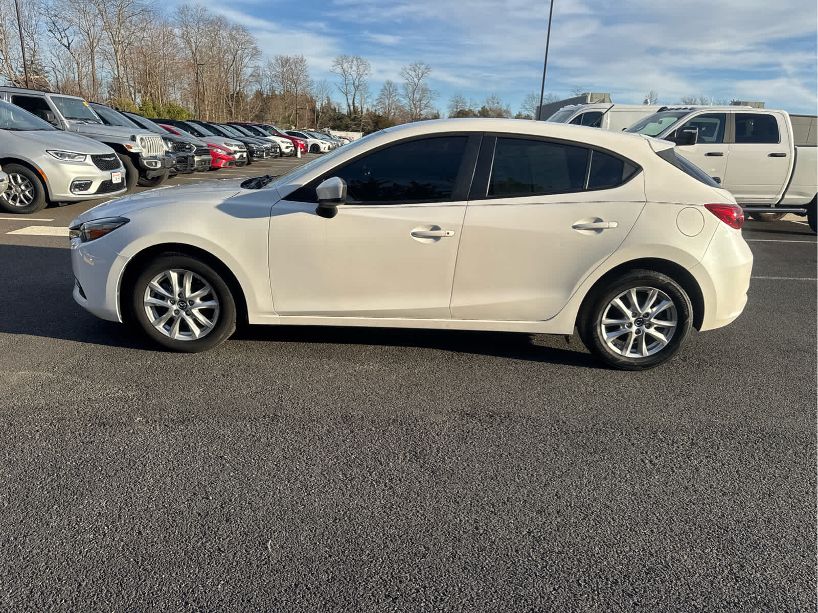 2018 Mazda Mazda3 5-Door Sport
