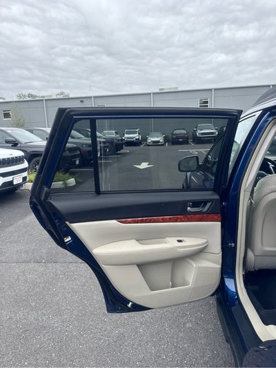 2011 Subaru Outback 2.5i Limited Pwr Moon