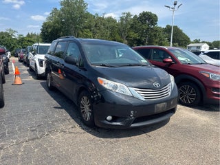 2016 Toyota Sienna XLE
