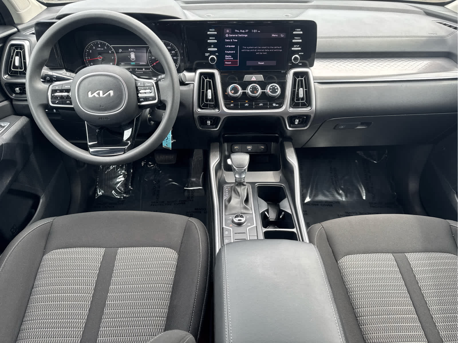 2023 Kia Sorento LX