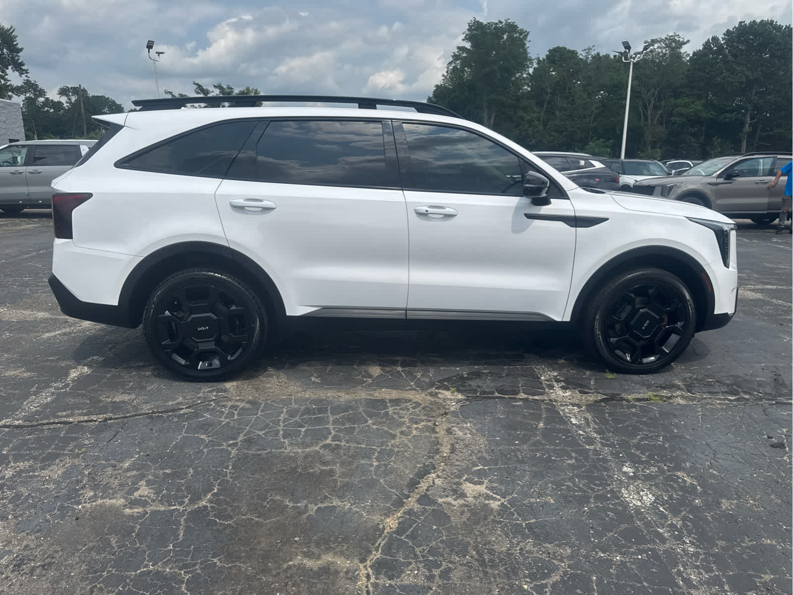 2024 Kia Sorento X-Line EX
