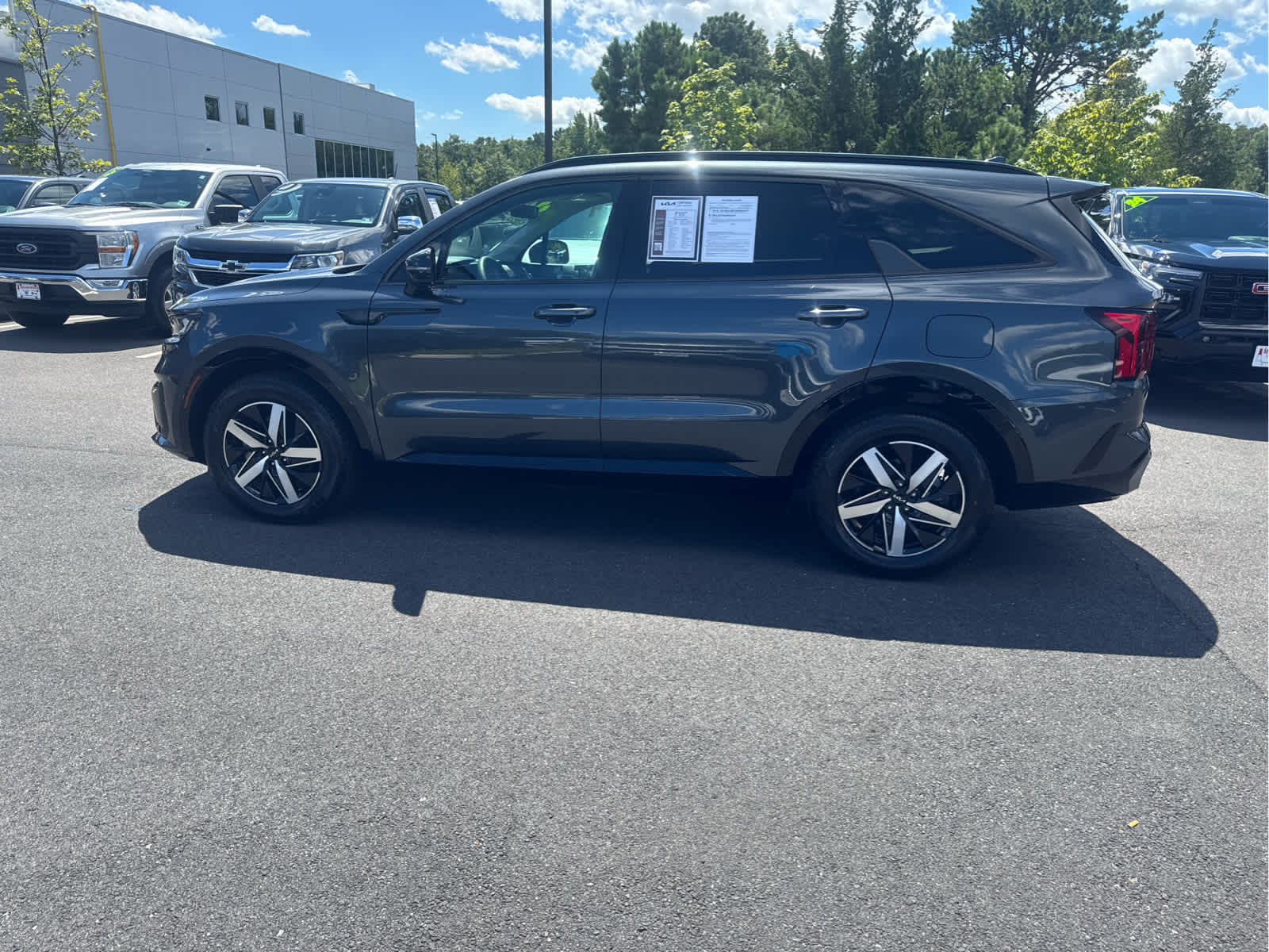2023 Kia Sorento S