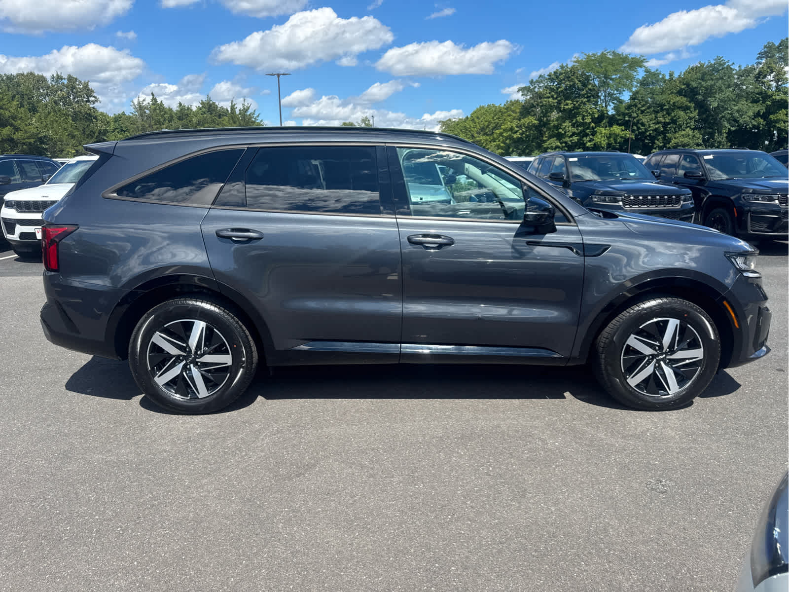 2023 Kia Sorento S