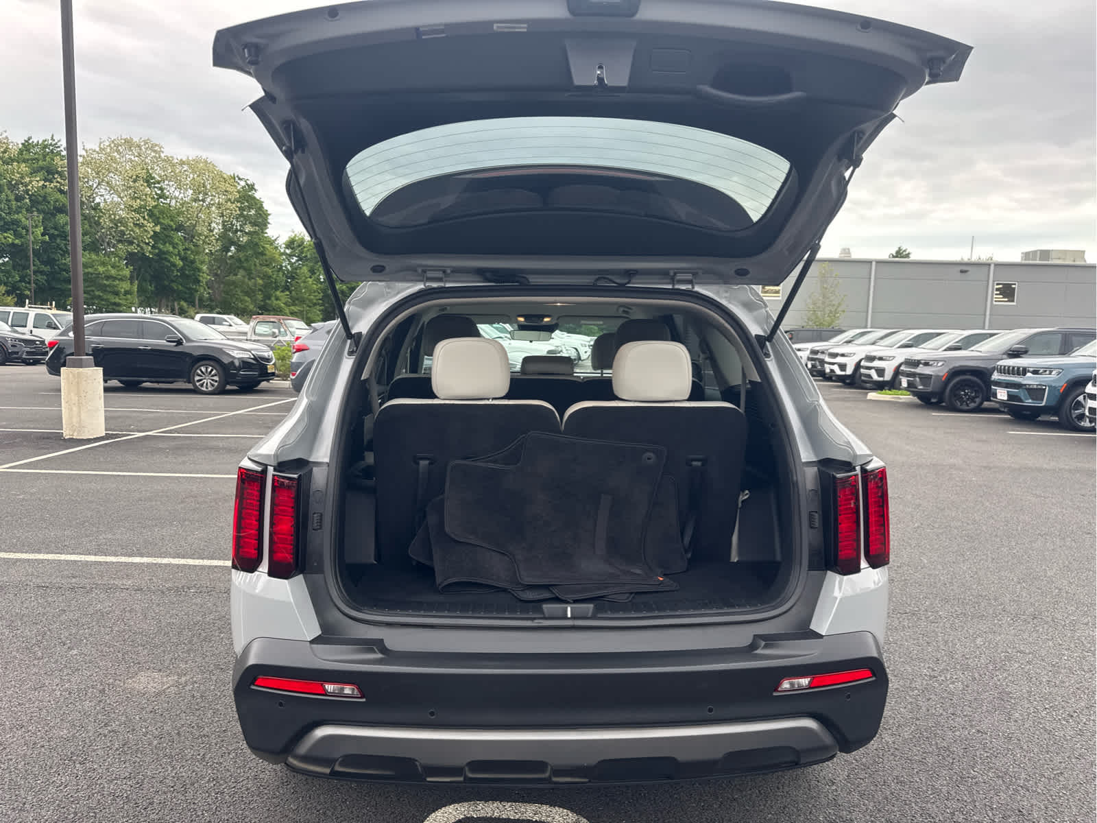 2023 Kia Sorento X-Line S