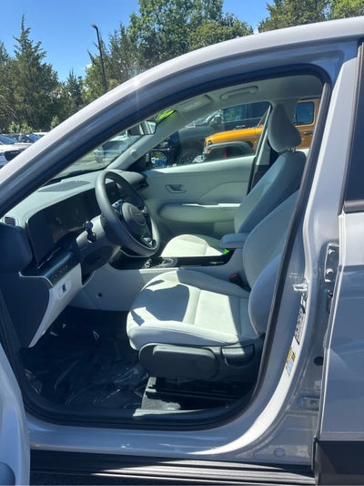 2024 Hyundai Kona SE