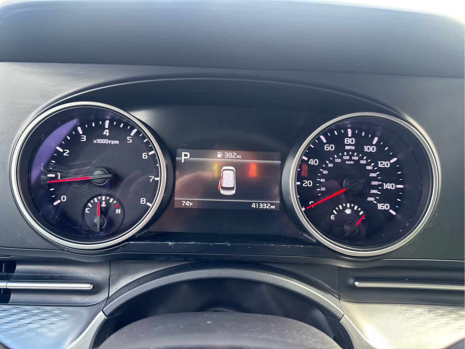 2024 Kia Carnival LX