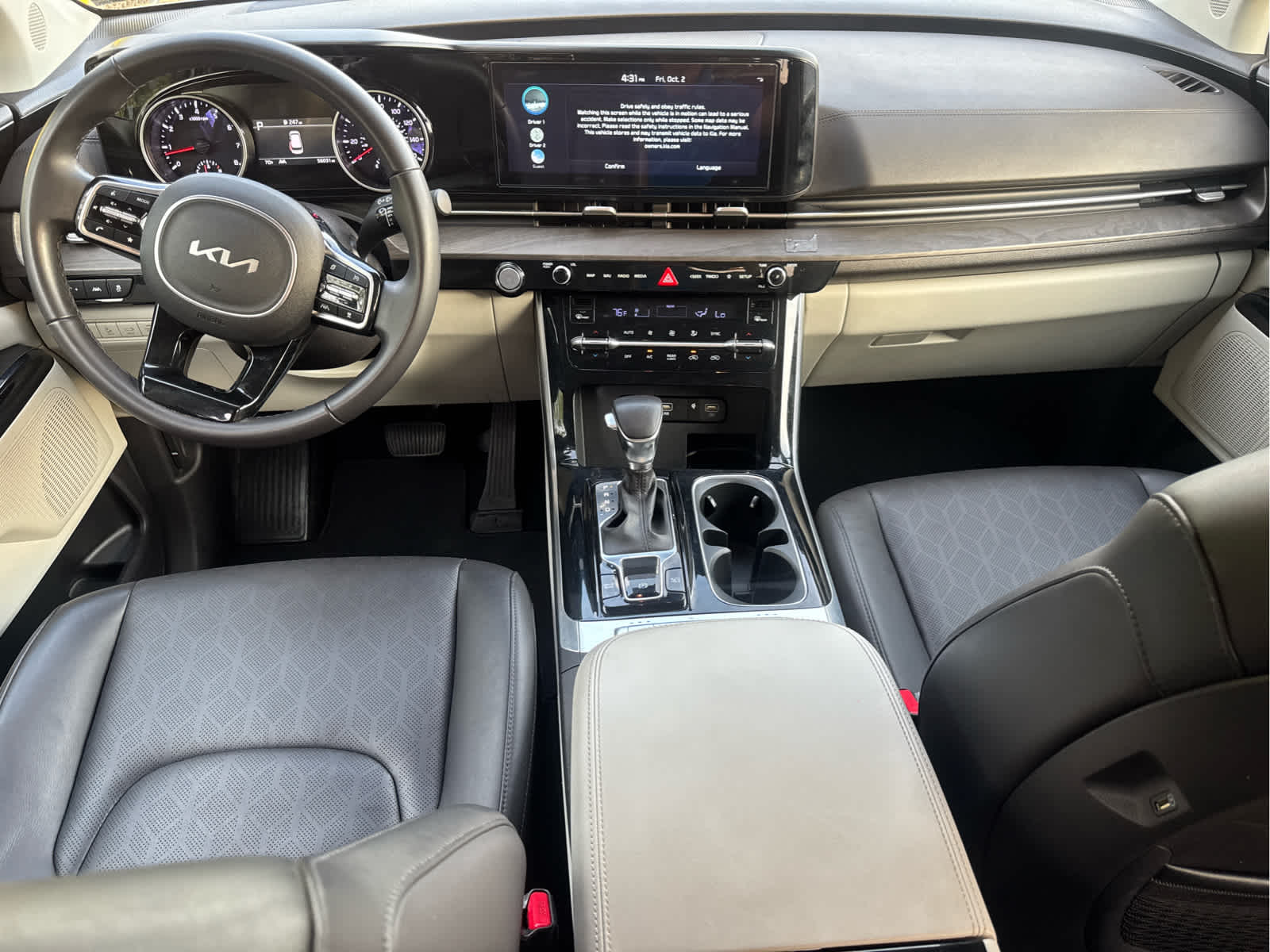 2024 Kia Carnival EX