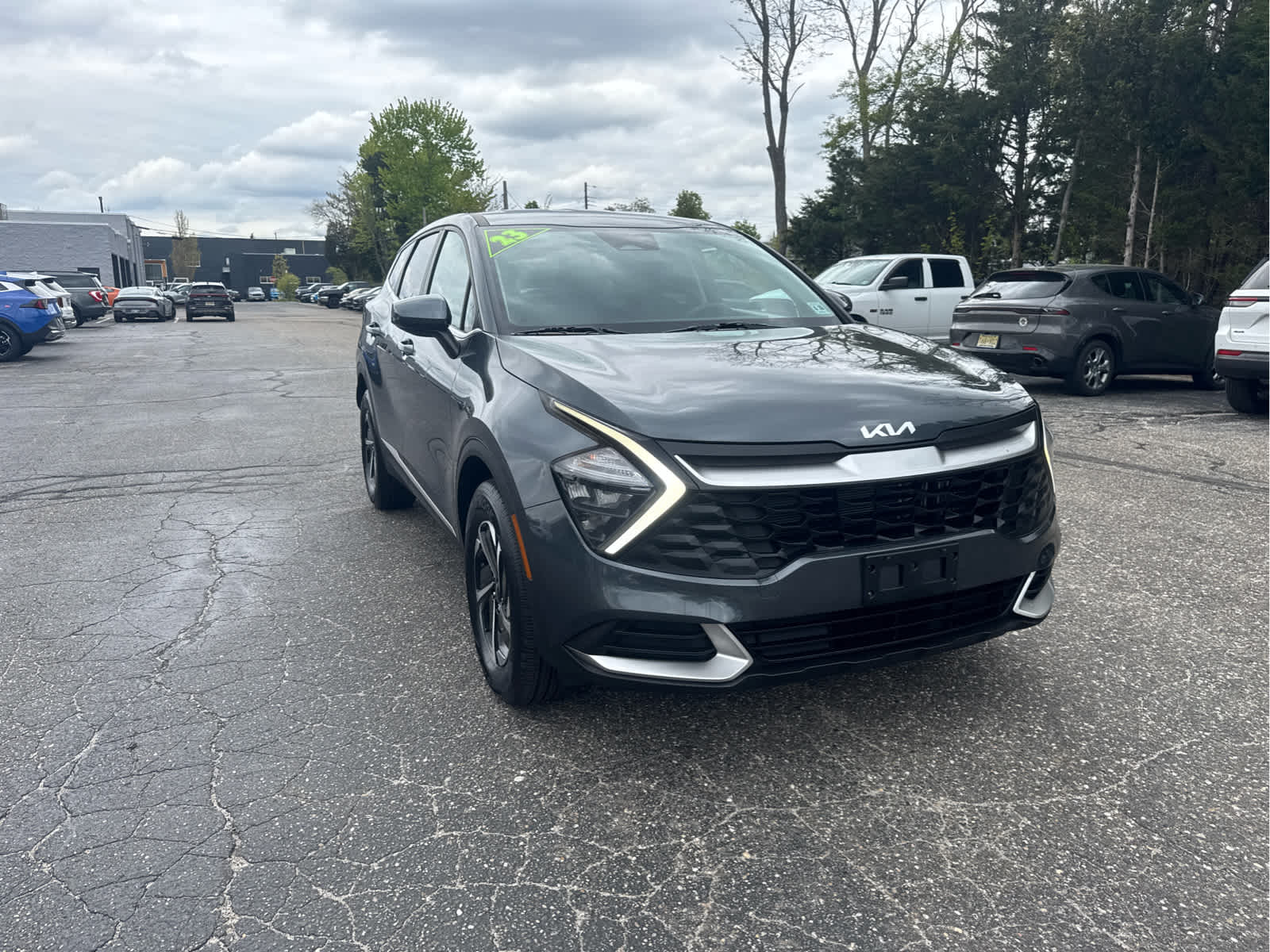 2023 Kia Sportage Hybrid LX