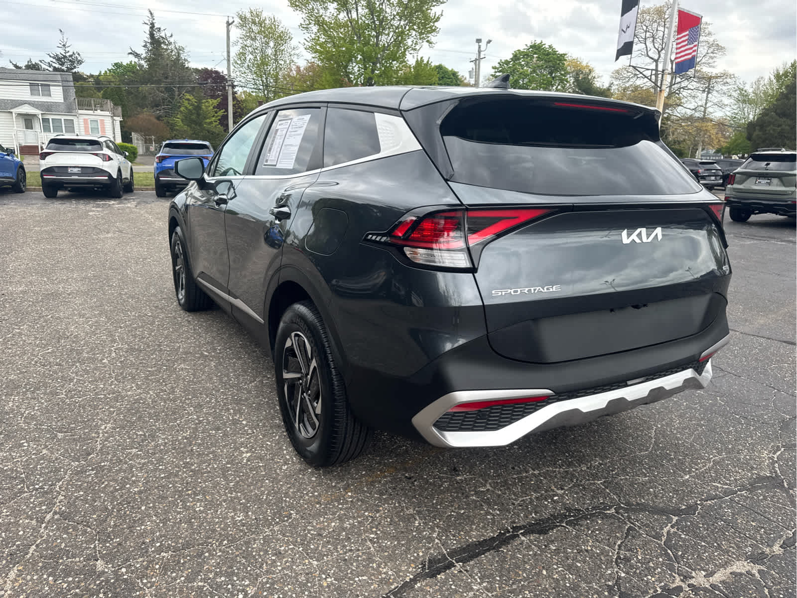 2023 Kia Sportage Hybrid LX