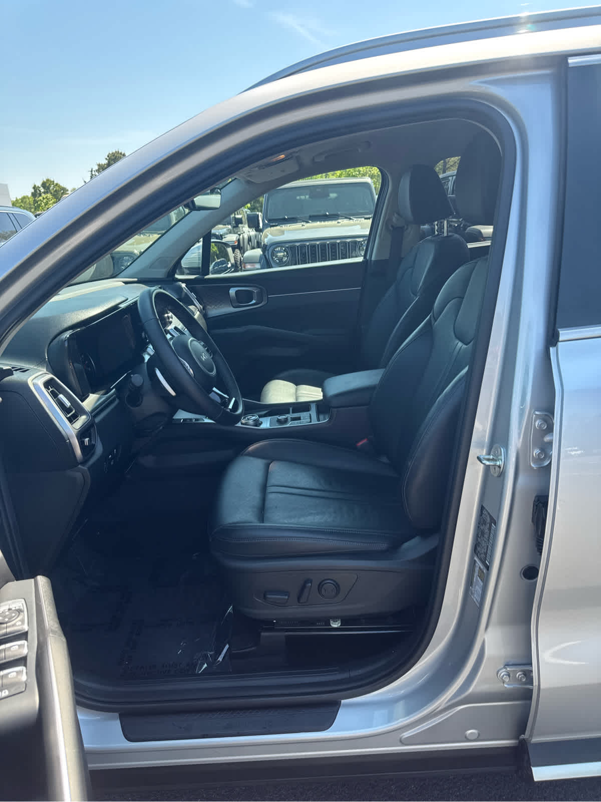 2023 Kia Sorento Hybrid EX