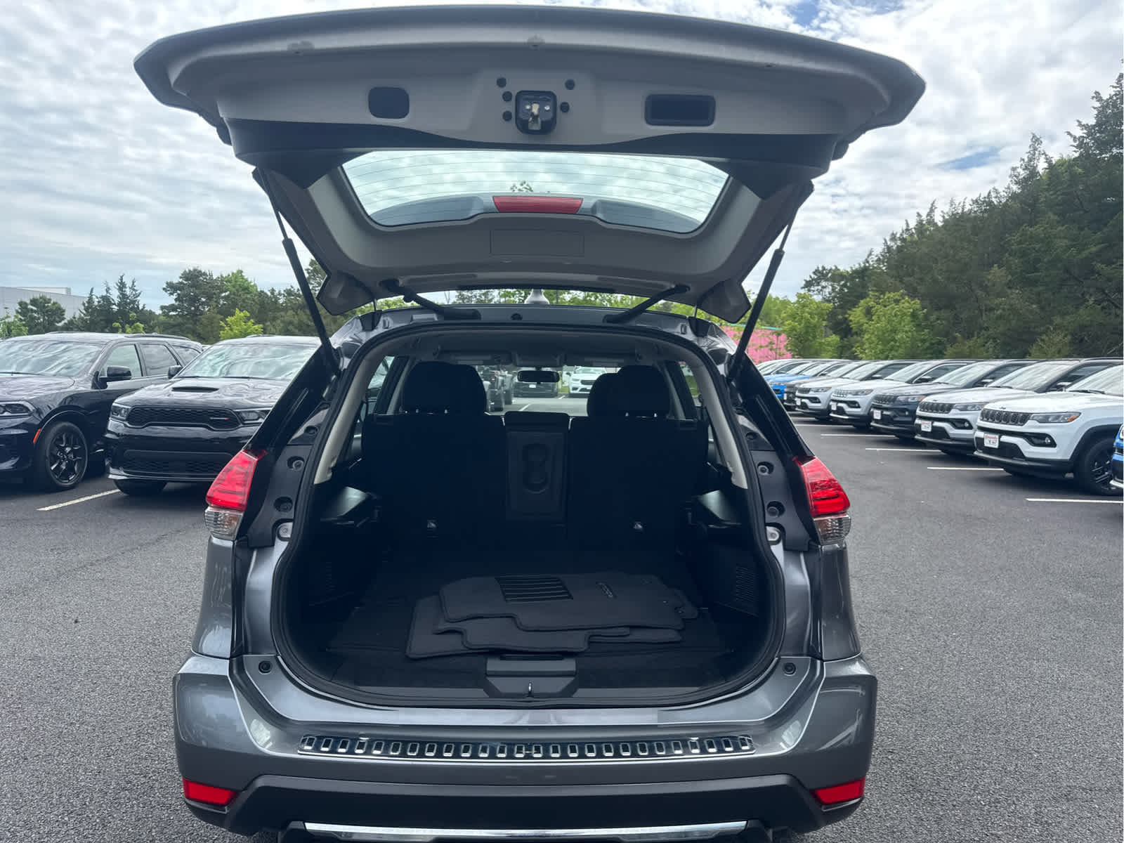2017 Nissan Rogue S