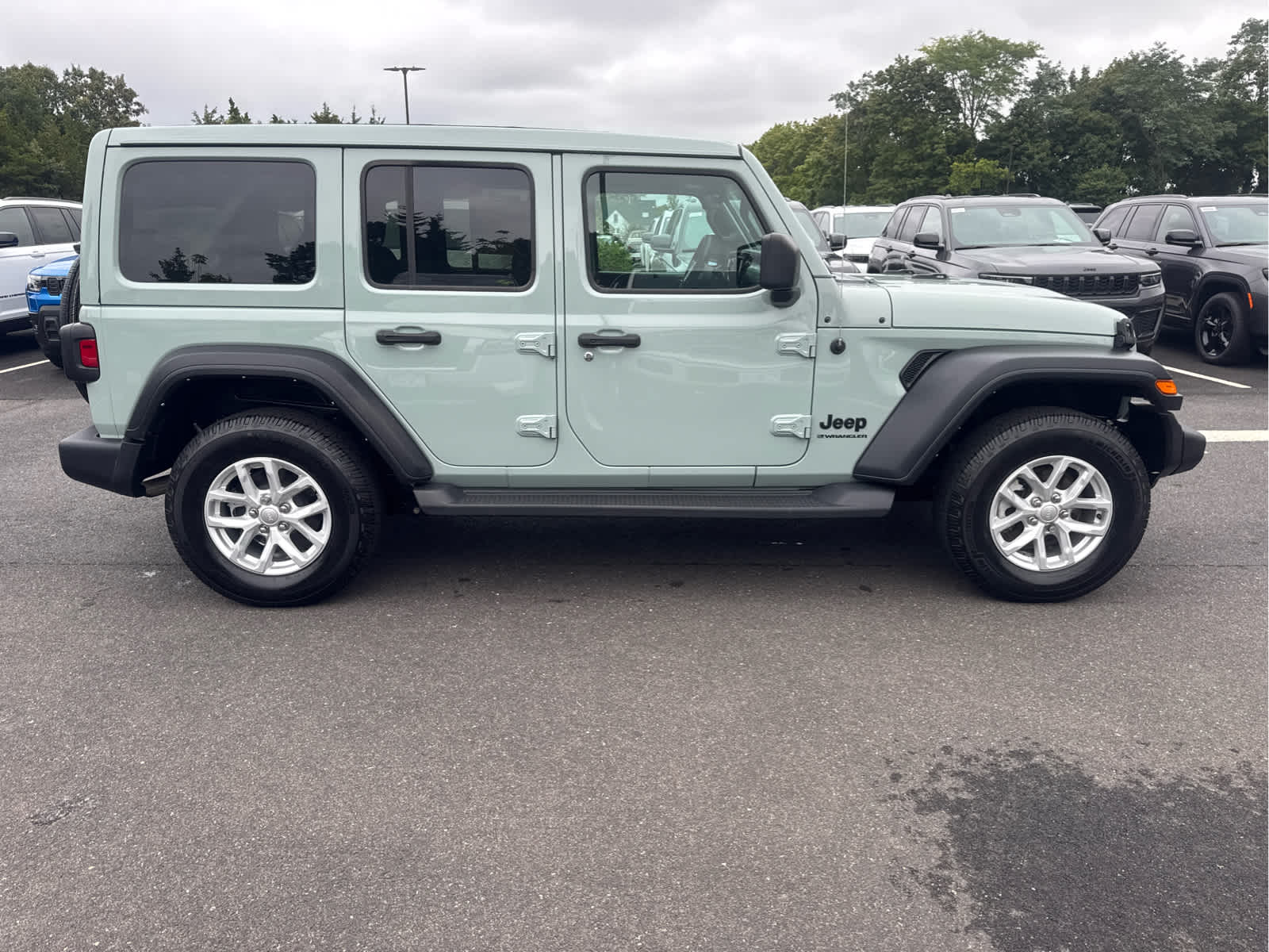 2023 Jeep Wrangler Sport S