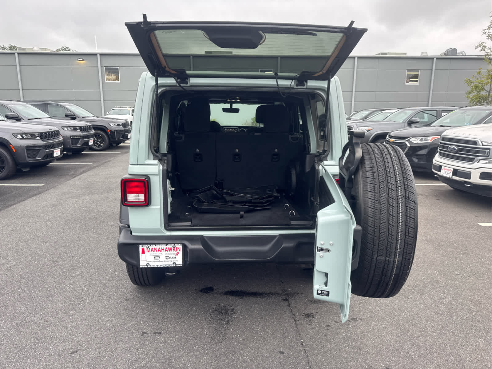 2023 Jeep Wrangler Sport S