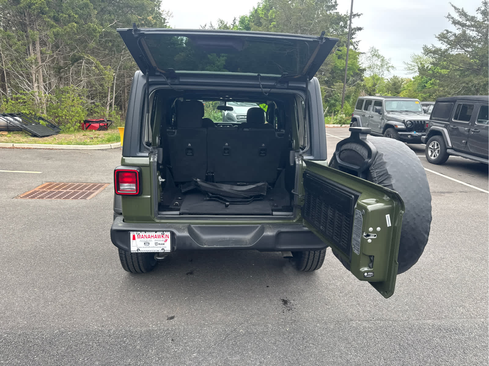 2022 Jeep Wrangler Unlimited Willys
