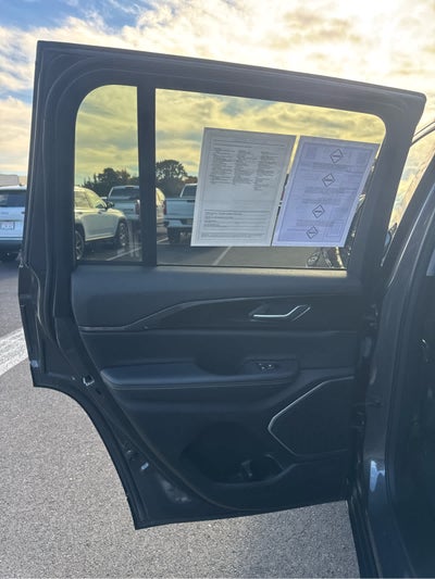 2022 Jeep Grand Cherokee Laredo