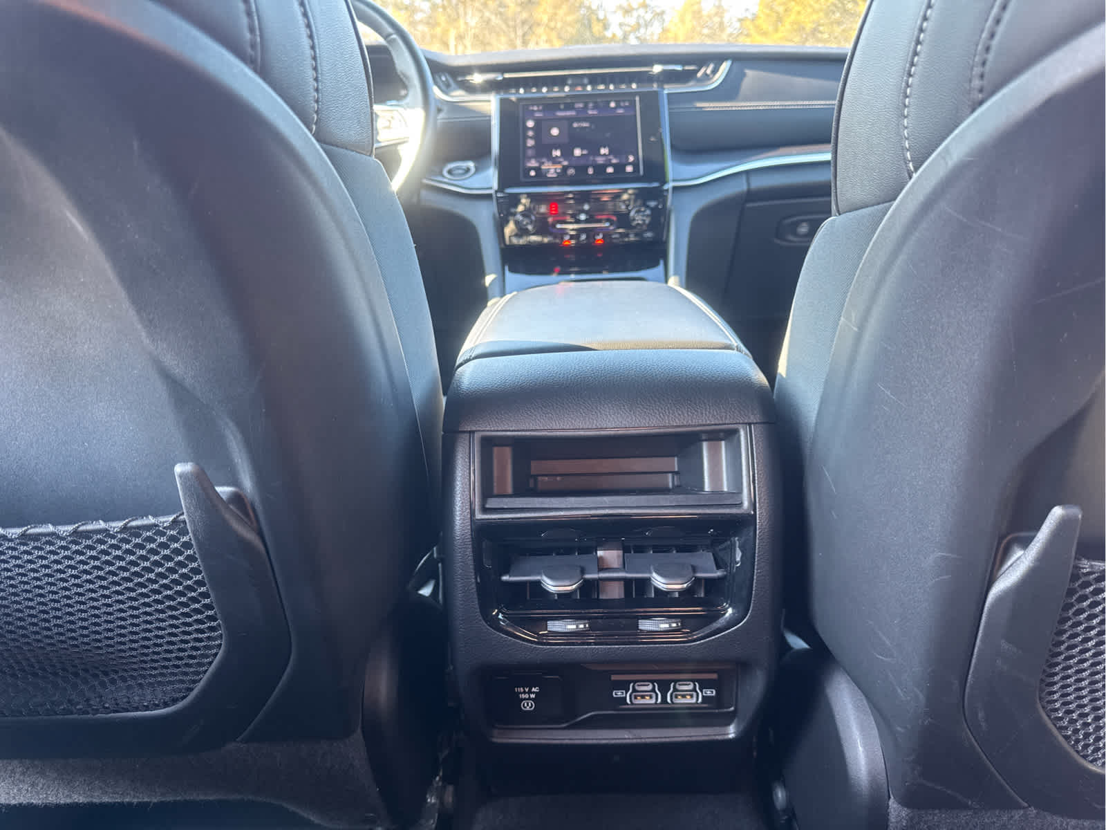 2022 Jeep Grand Cherokee Altitude