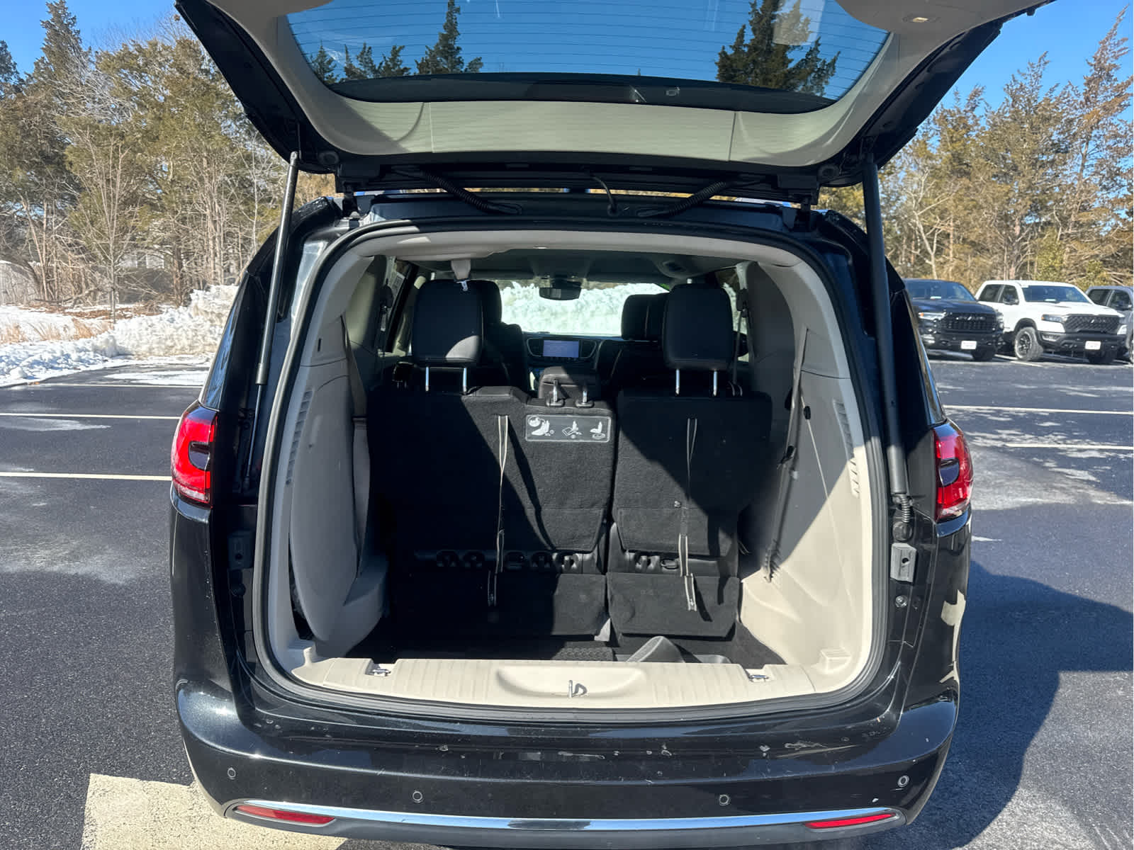 2021 Chrysler Pacifica Touring L