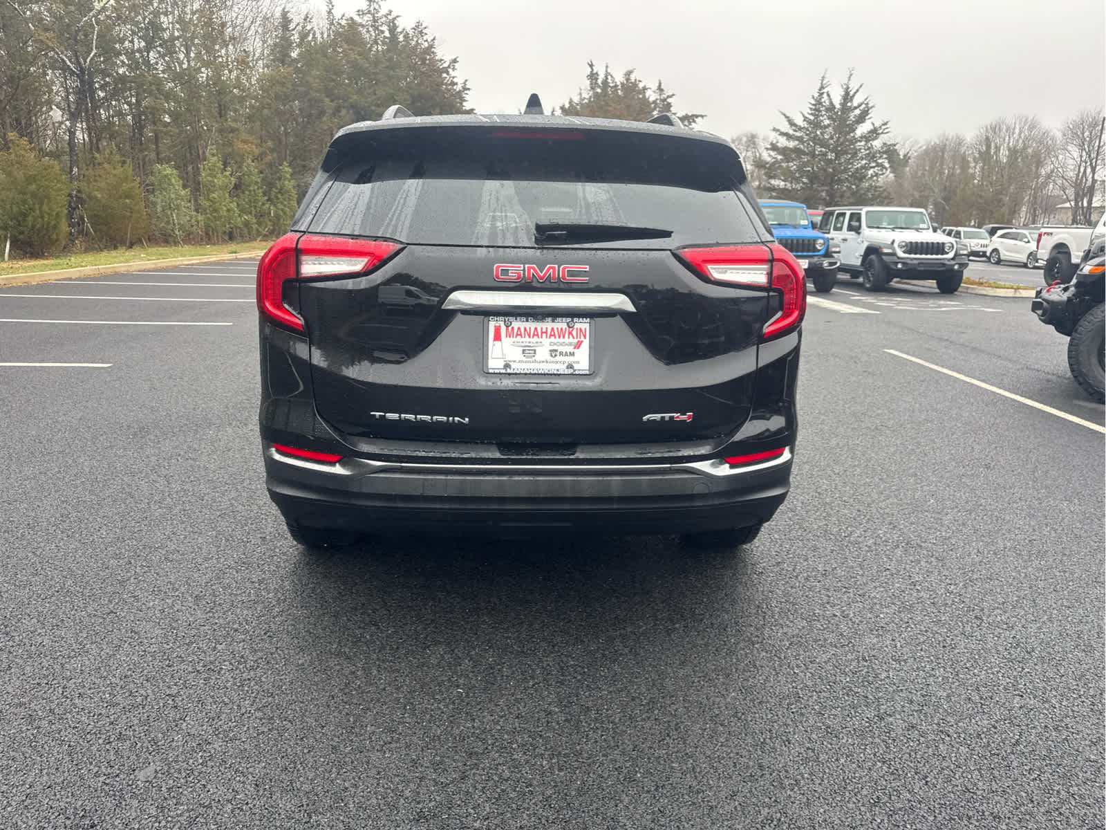 2023 GMC Terrain AT4