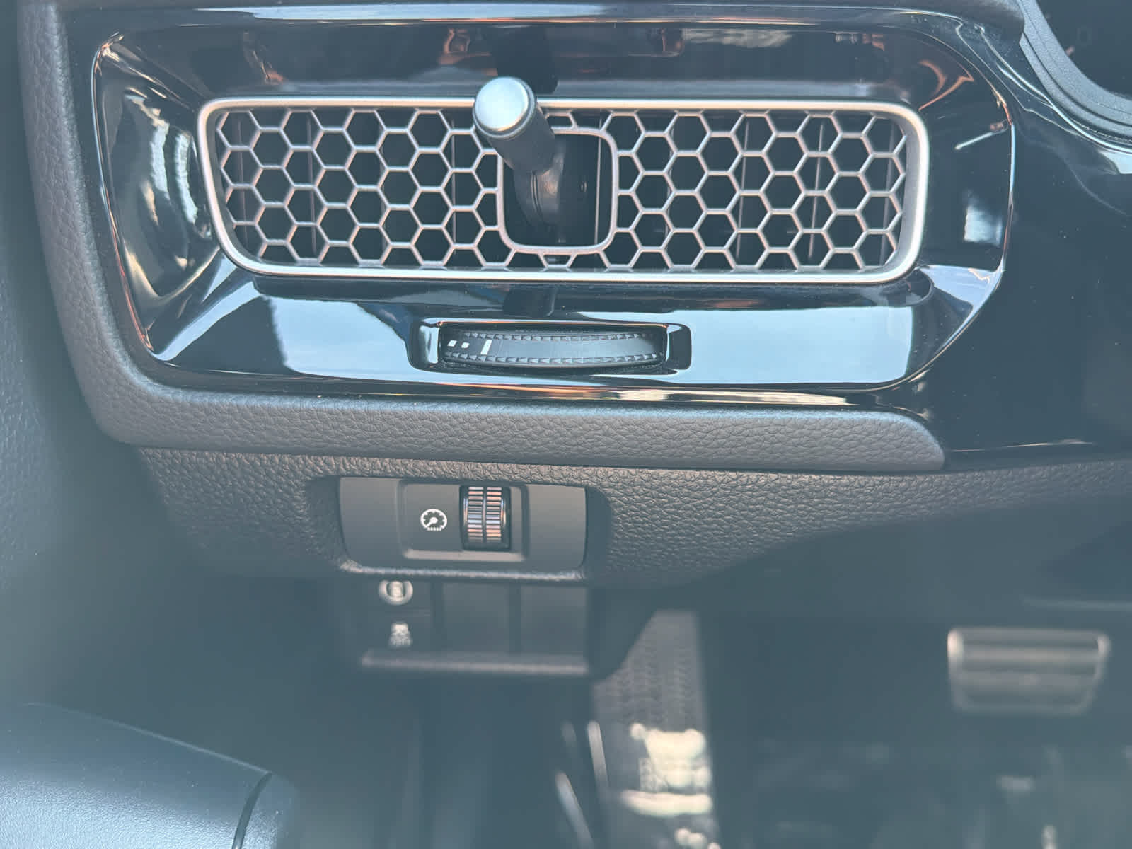 2024 Honda Civic Hatchback Sport