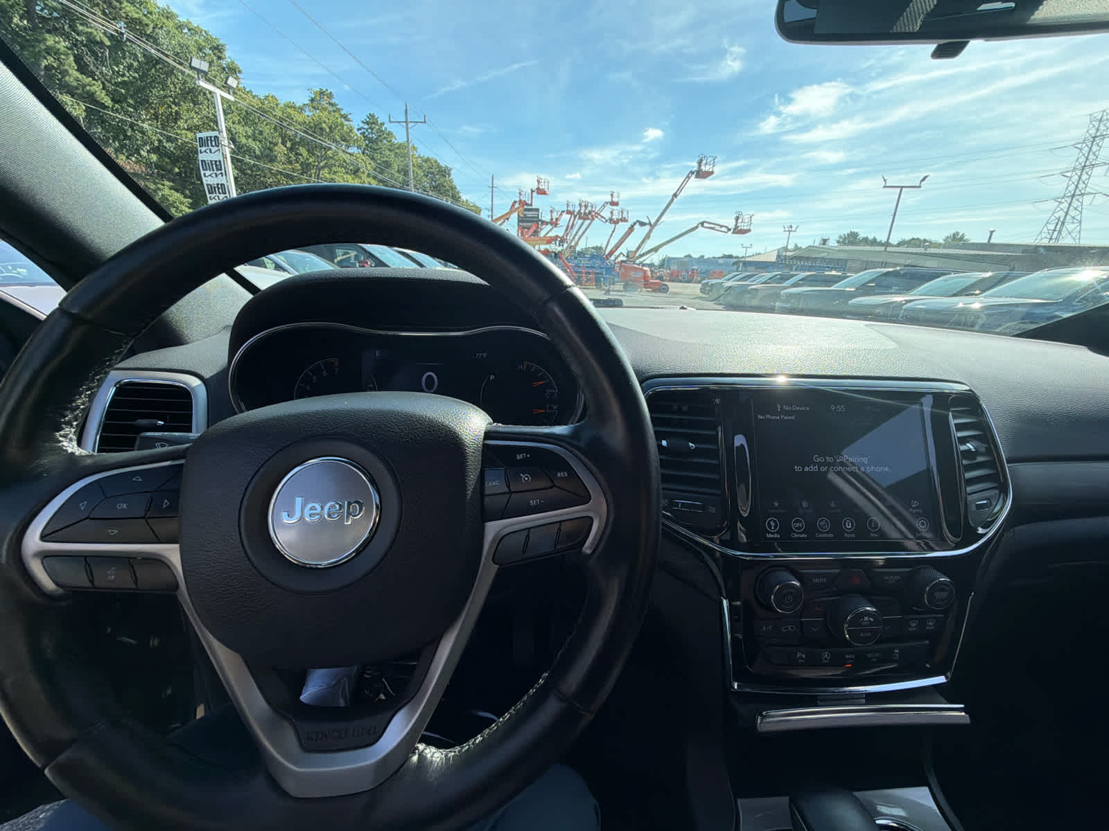2021 Jeep Grand Cherokee Laredo X 4x2