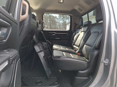 2019 RAM 1500 Laramie Crew Cab 4x4 5'7" Box