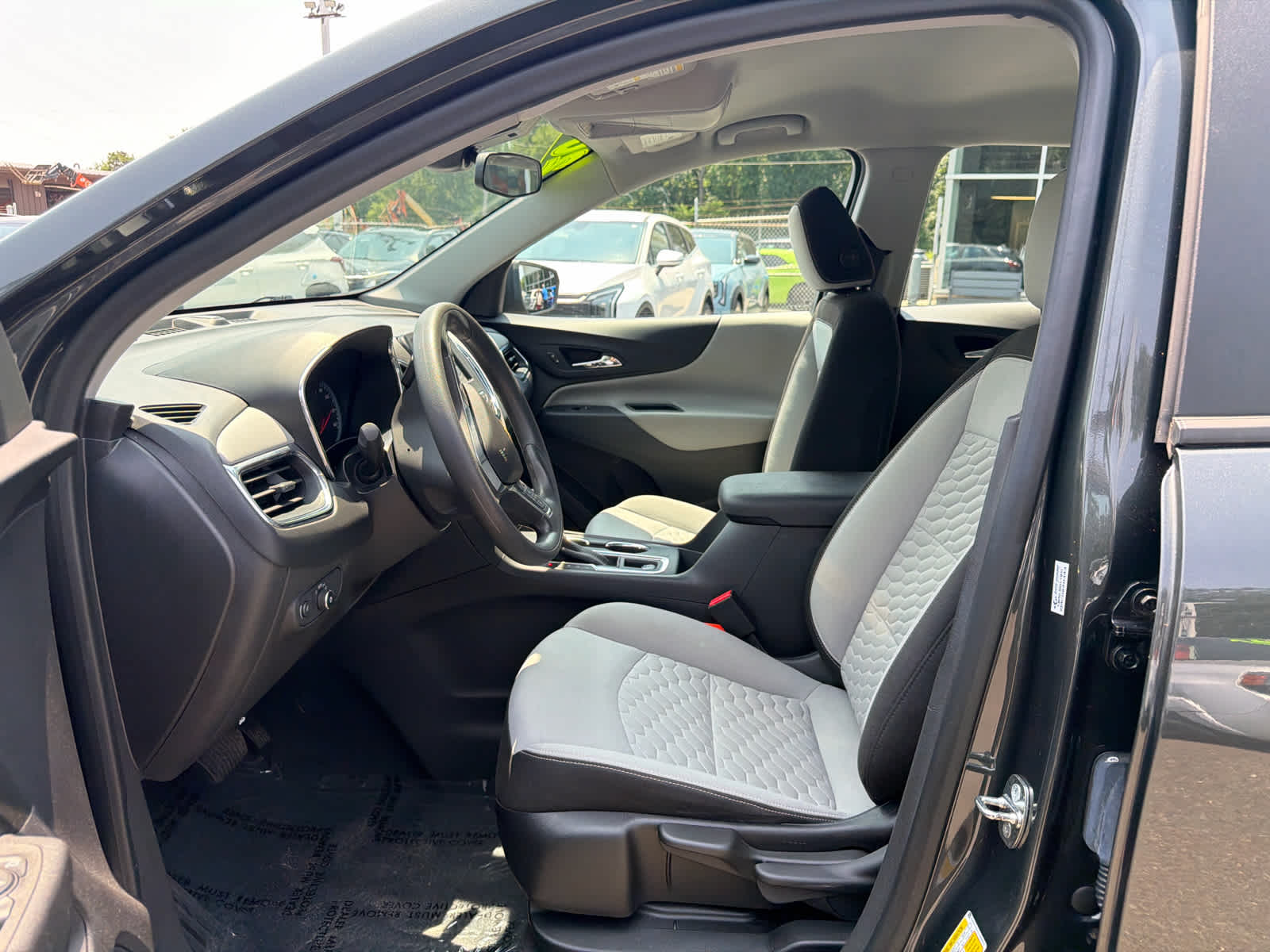 2020 Chevrolet Equinox FWD LS