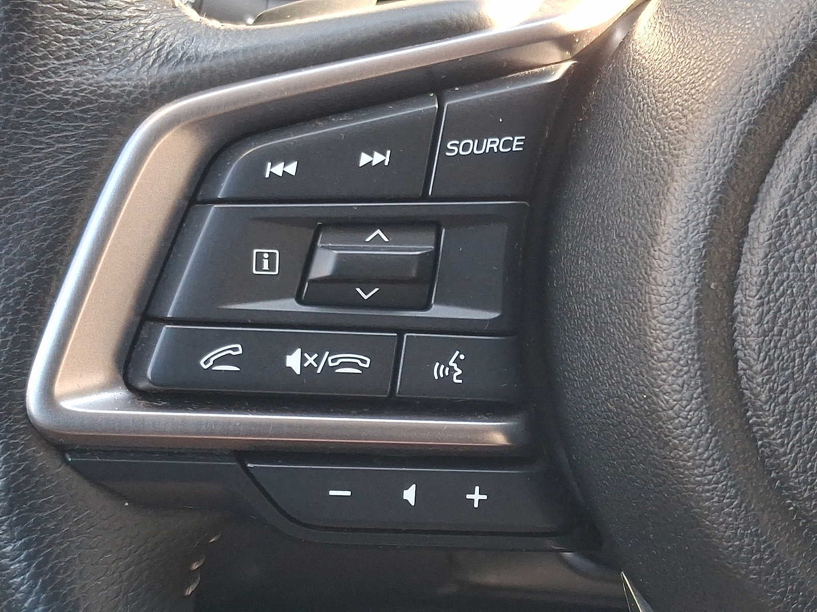 2023 Subaru Ascent Limited 8-Passenger