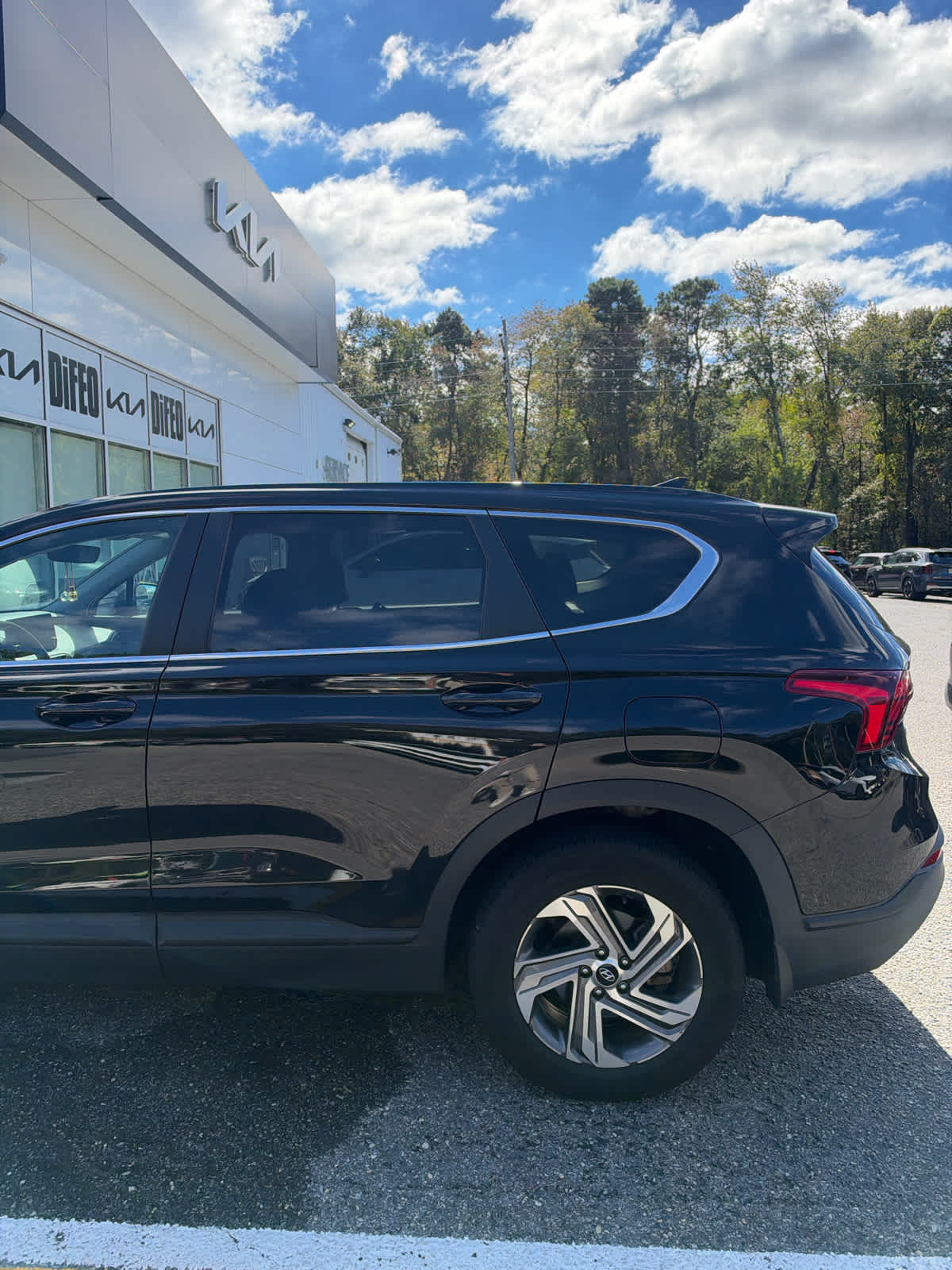 2023 Hyundai Santa Fe SE