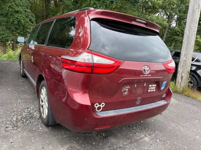 2015 Toyota Sienna XLE Premium
