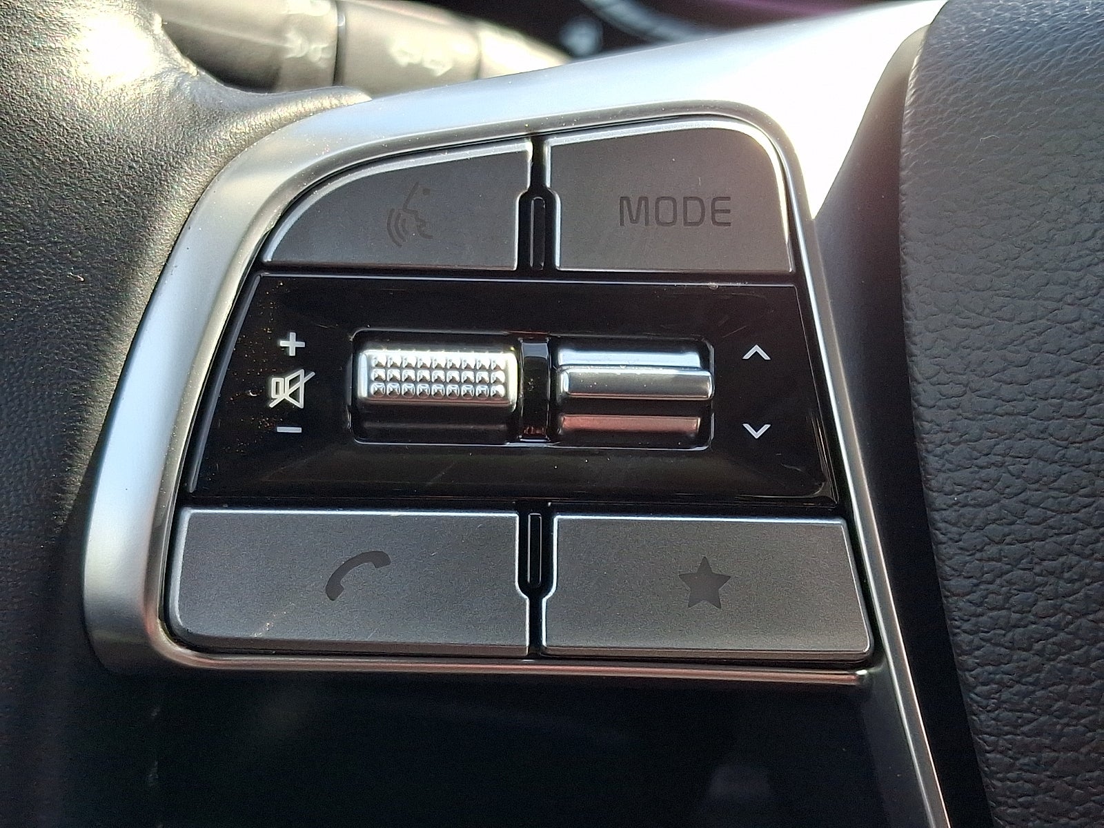 2024 Kia Telluride LX