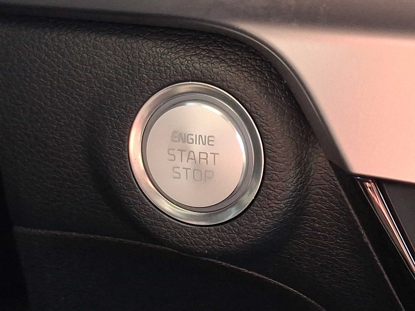 2024 Kia Telluride LX