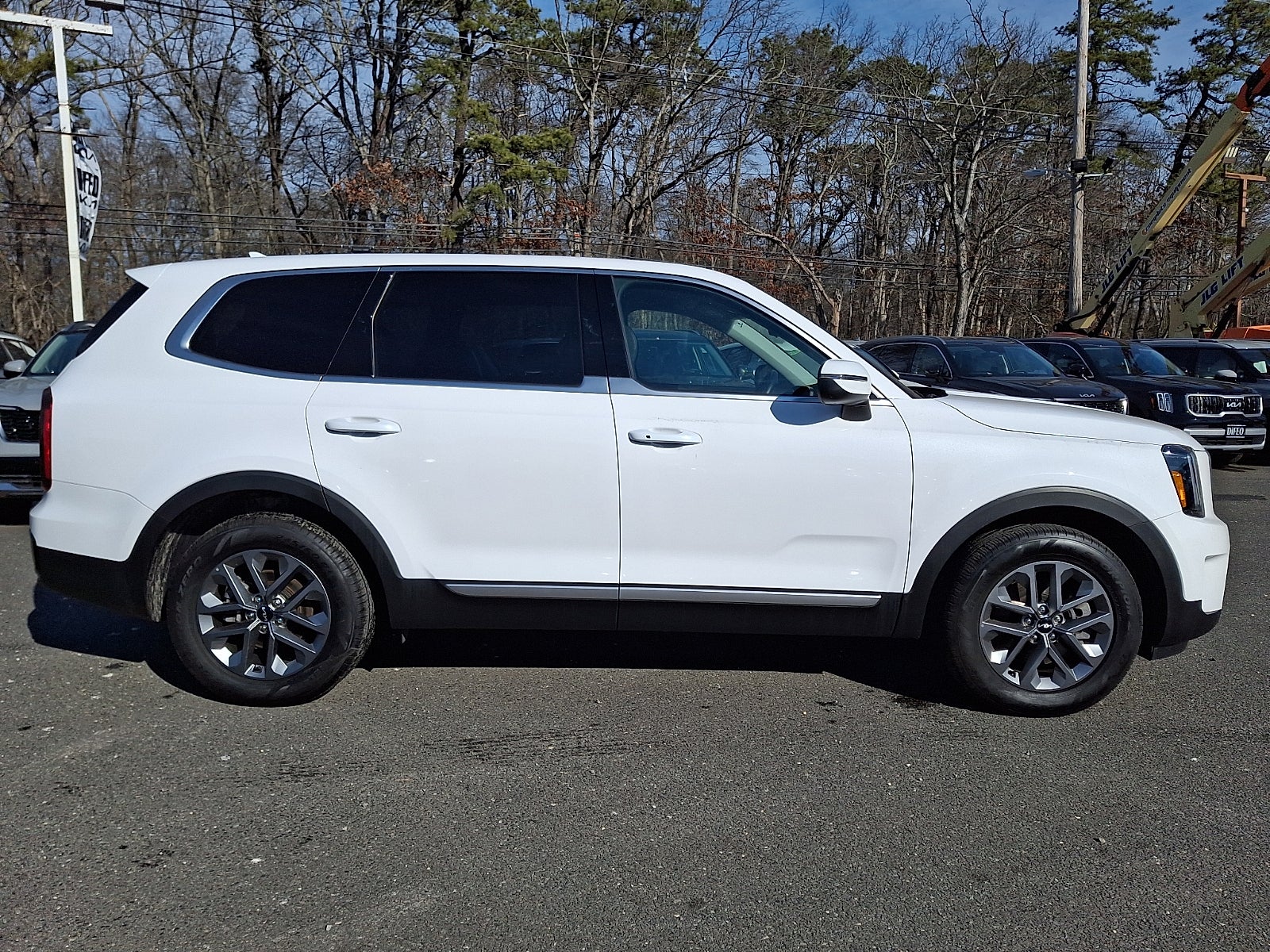 2024 Kia Telluride LX