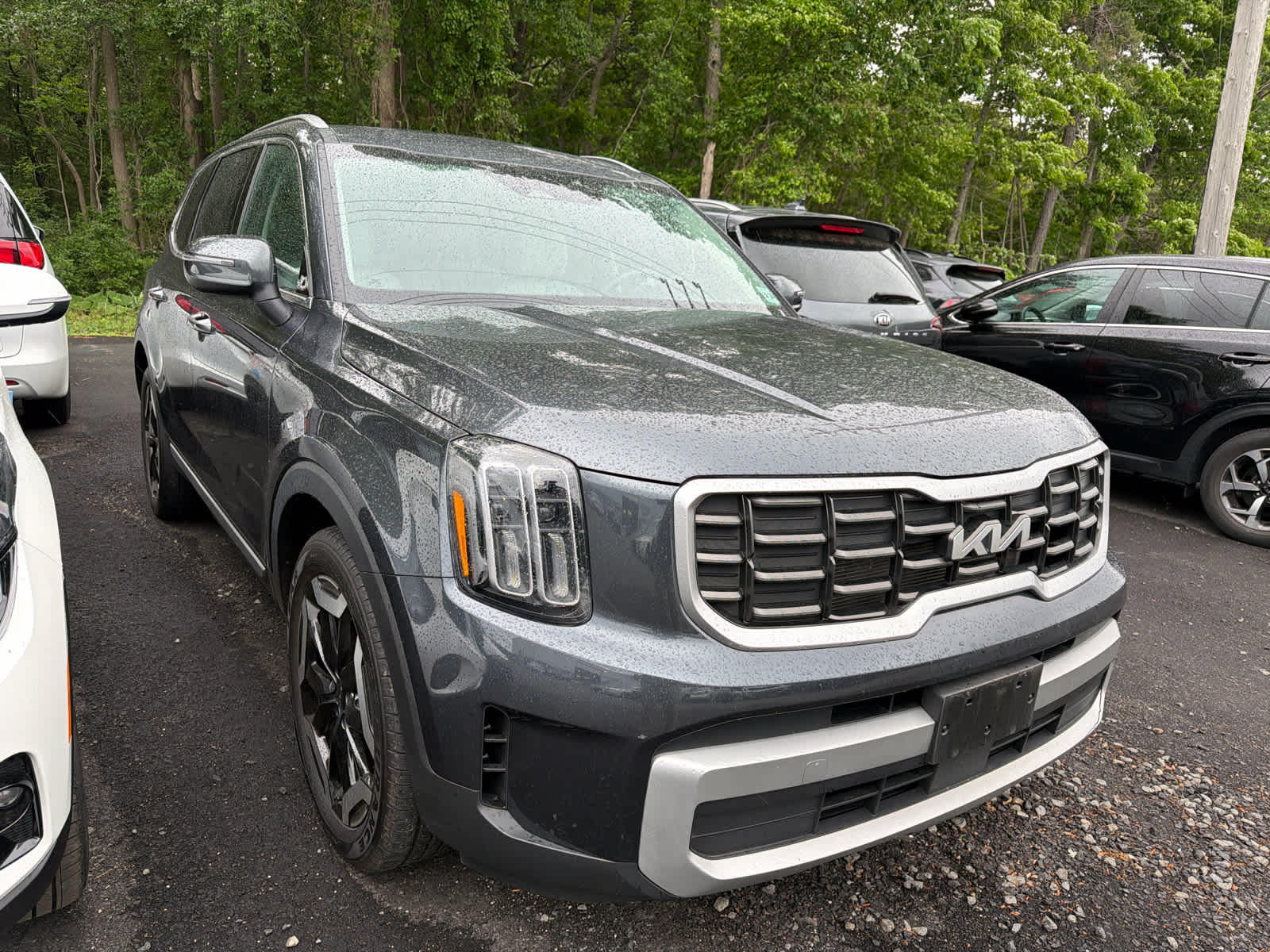 2024 Kia Telluride S FWD's photo