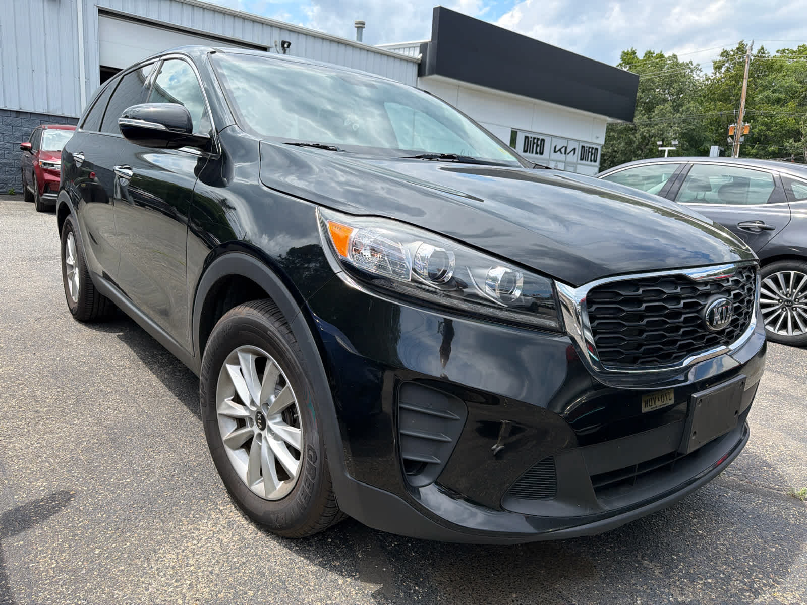Used 2019 Kia Sorento LX with VIN 5XYPG4A33KG569156 for sale in Lakewood, NJ