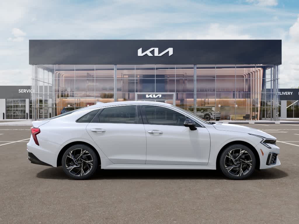 2026 Kia K5 Base