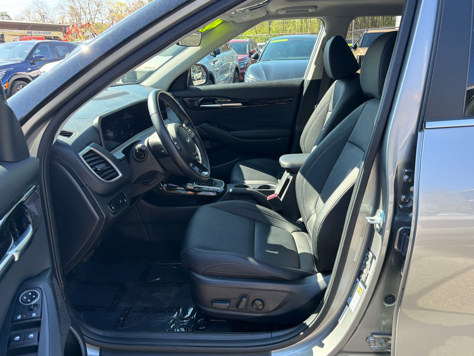 2024 Kia Seltos EX
