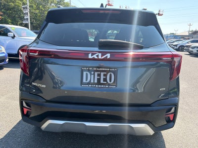 2024 Kia Seltos EX