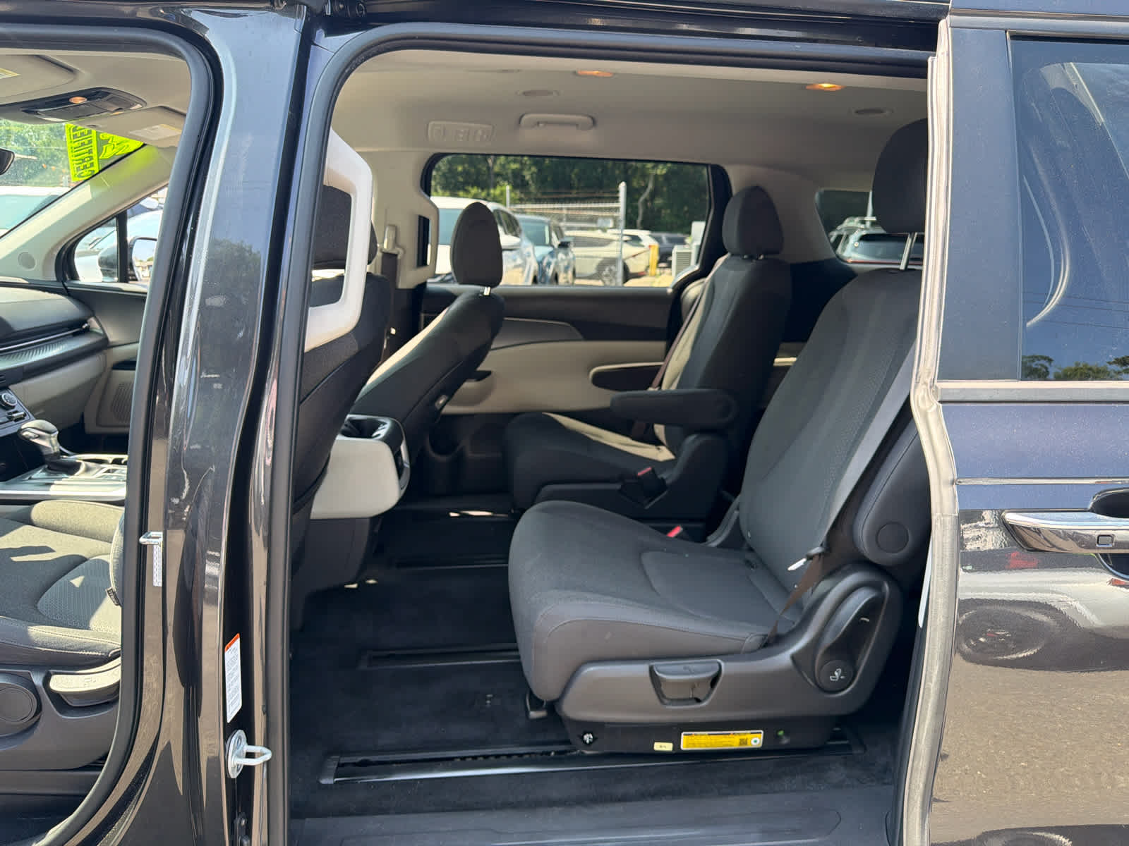 2024 Kia Carnival MPV LX