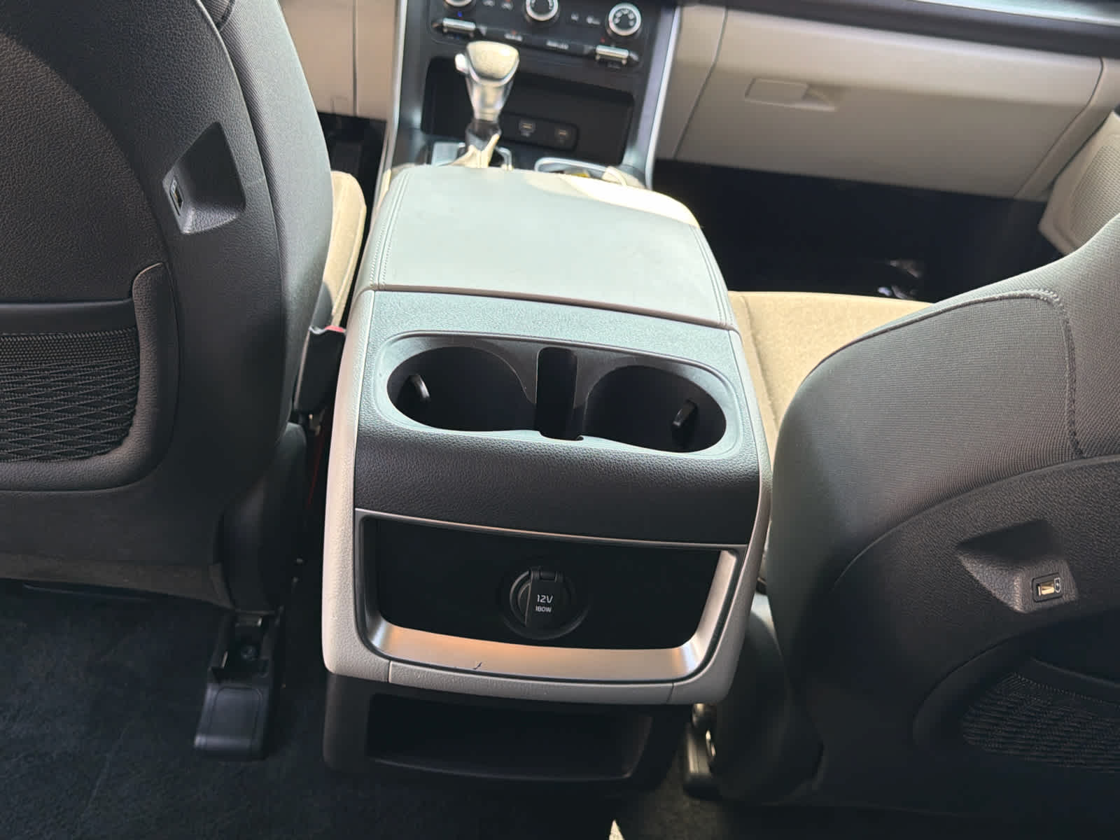 2024 Kia Carnival MPV LX