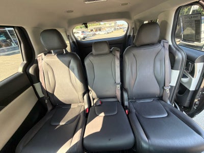 2024 Kia Carnival MPV LX Seat Package