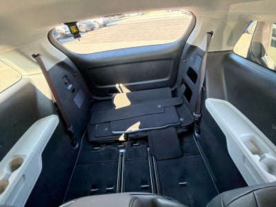 2024 Kia Carnival MPV LX Seat Package
