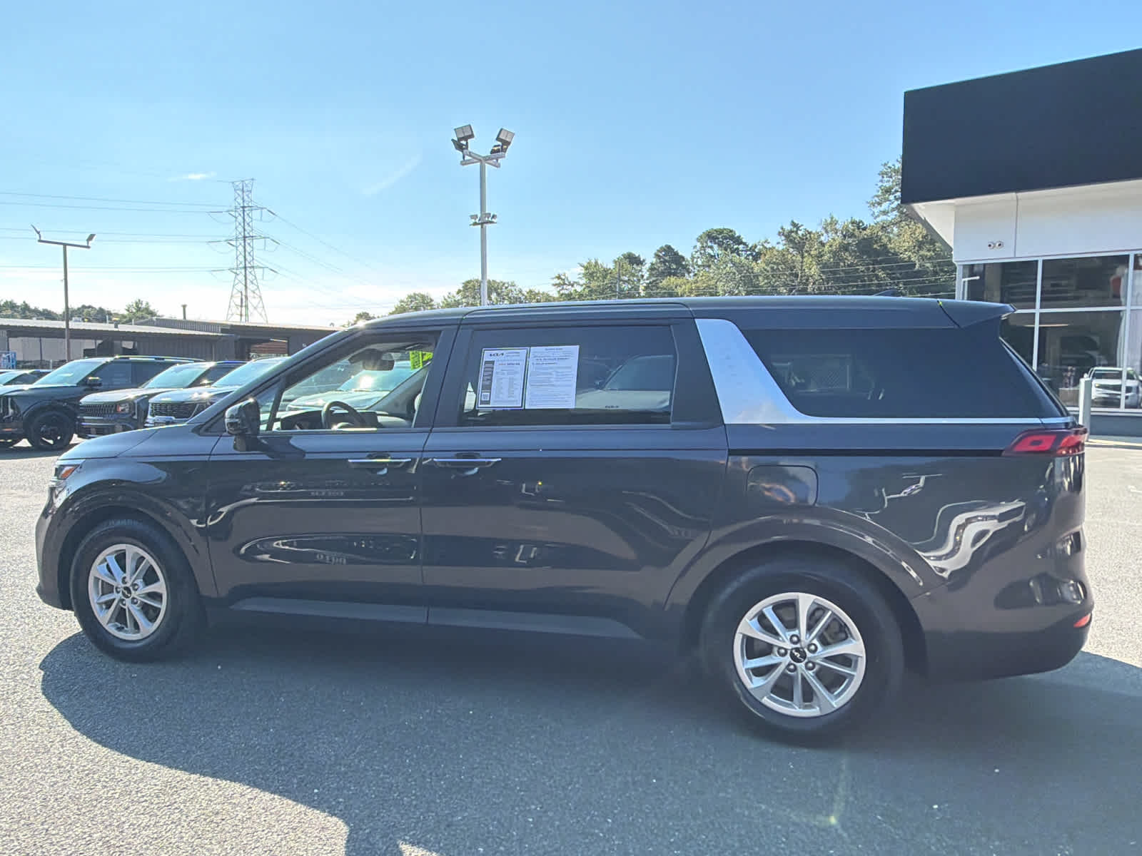 2024 Kia Carnival MPV LX Seat Package
