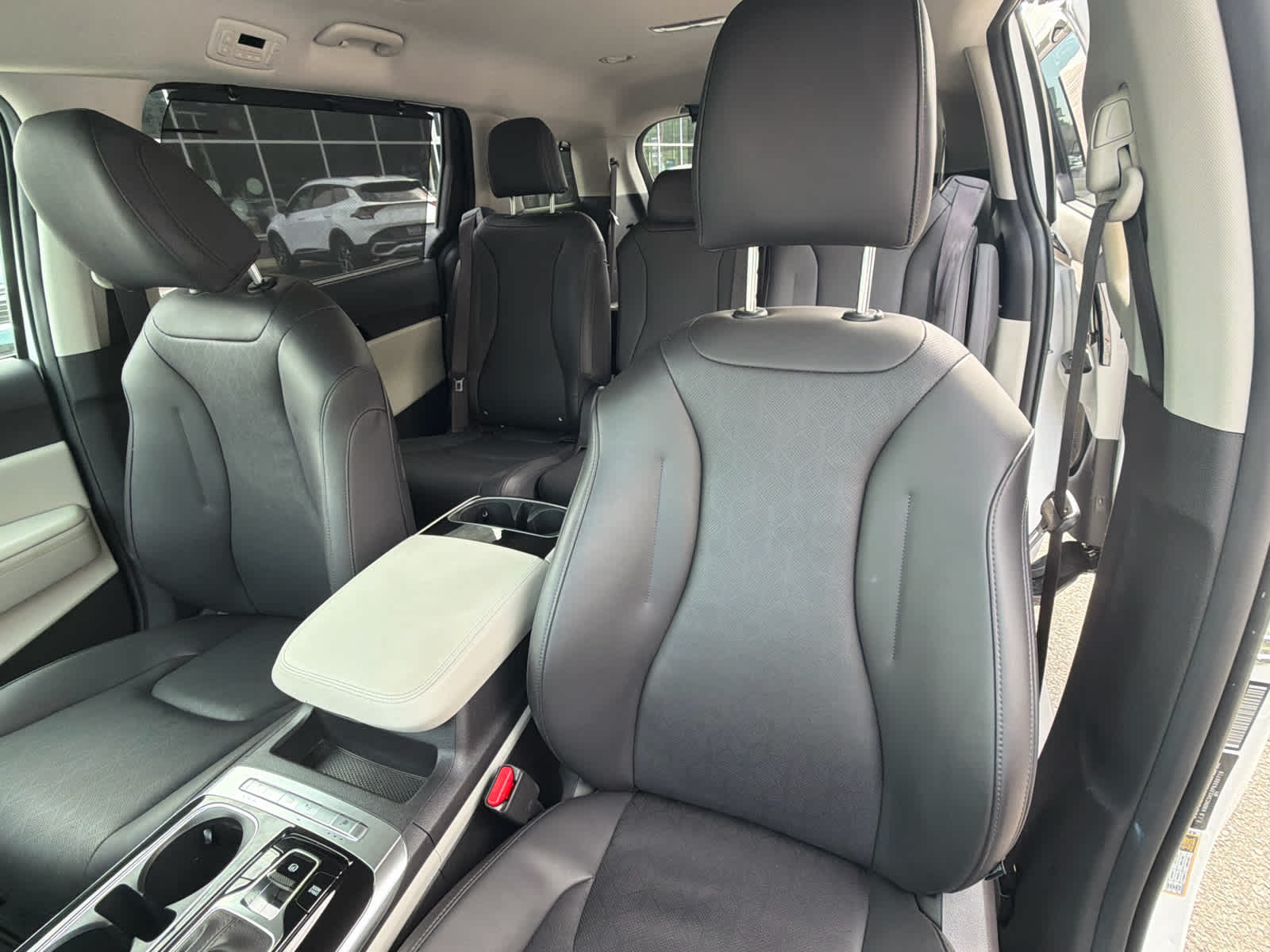 2023 Kia Carnival MPV EX