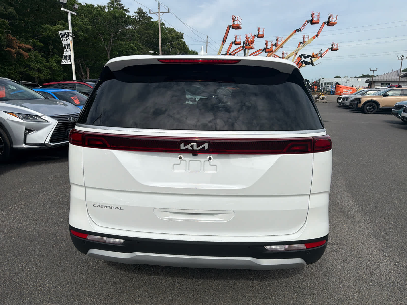2023 Kia Carnival MPV EX